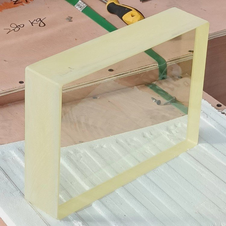 吉林铅玻璃是什么材料做的